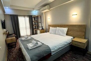 Mojo Otel İzmir