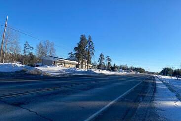 Pine Ridge Motel