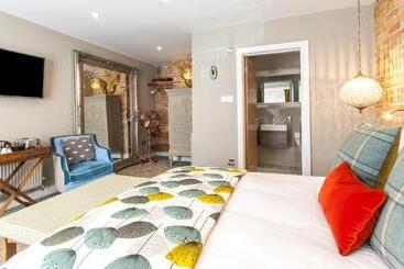 مبيت وإفطار Rooms At Number One