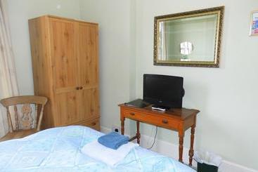Greystones Bed And Breakfast