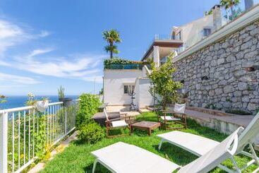 آپارتمانهای توریستها Villa Zagara Garden Spectacular Sea View In Taormina