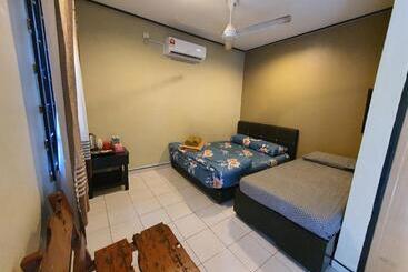 Pensão Maznah Guest House