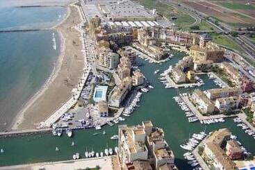 بنسيون Valencia Beach Room With Private Bathroom Coliving