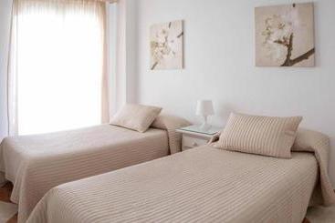 هاستل Hostal Jomarijo