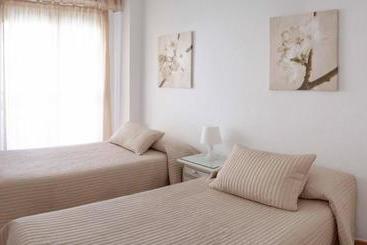 هاستل Hostal Jomarijo