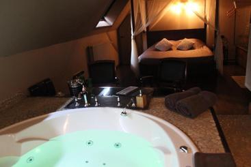 هتل Bubble Lounge
