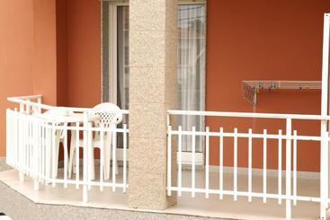 هتل Hostal San Roque