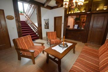تختخواب و صبحانه Haus Alpina By Châtel Reizen