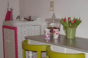 تختخواب و صبحانه Guesthouse Alizée