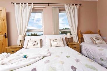 تختخواب و صبحانه Bed&Breakfast Burndale House