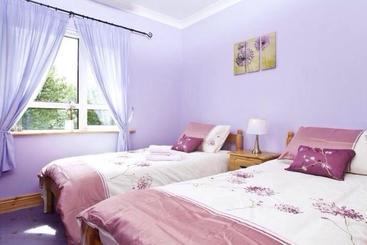 تختخواب و صبحانه Bed&Breakfast Burndale House