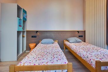 Jacques Brel Youth Hostel