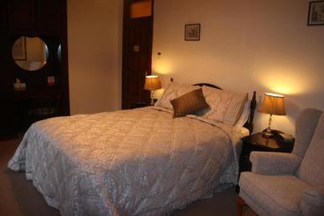 The White House B&b