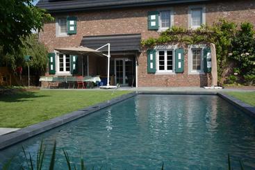 B&b Maris Logies
