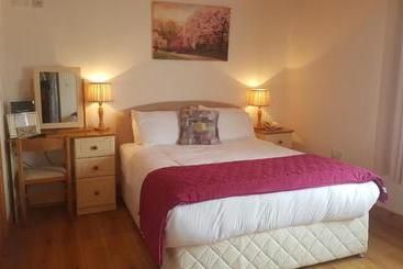 تختخواب و صبحانه O Connor S Accommodation