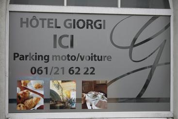 هتل Giorgi