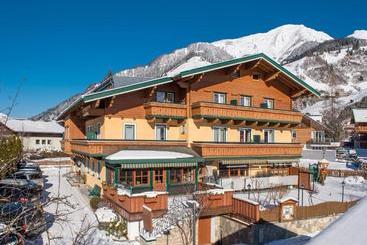 هتل Landhaus Montana
