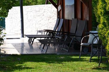 هتل Villa Rosa