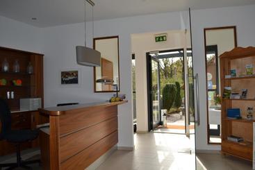 هتل Villa Rosa