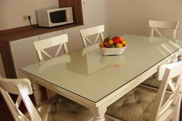 Apartamentos Turisticos Arosa Ogrove