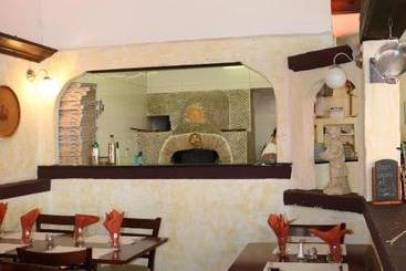 هتل Il Siciliano   Duc De Bouillon