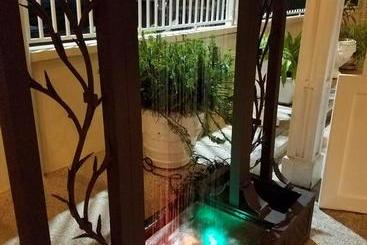 هتل El Dorado Inn