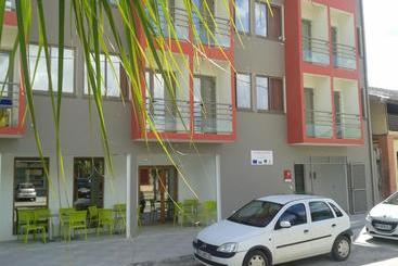 هتل Hôtel Amazonia Du Fleuve