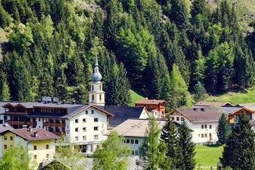 هتل Kirchenwirt