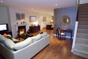 استراحتگاه Kenmare Bay Hotel Lodges