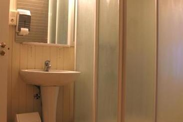 تختخواب و صبحانه Gula Villan Guesthouse