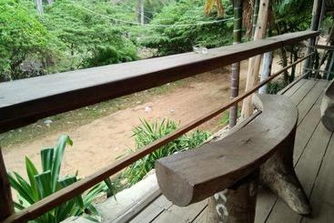 تختخواب و صبحانه Kepmandou Loungebar
