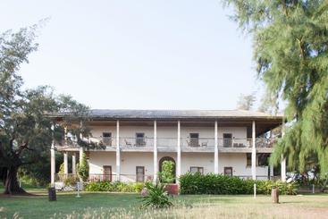 هتل Auberge De Grand Popo