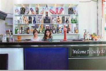 Lucky Ro Hotel & Restaurant