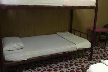 Отель Perhentian Hazipah