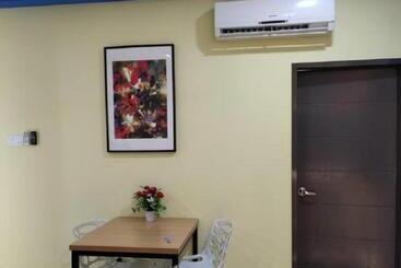 هتل Shaftsbury Residence Cyberjaya With Free Parking & Netflix