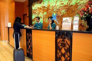 هتل Aquarius Boutique  Sampit
