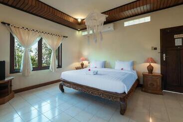 Banyualit Spa 'n Resort Lovina
