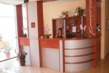 هتل Europa Guest House