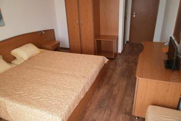 هتل Europa Guest House