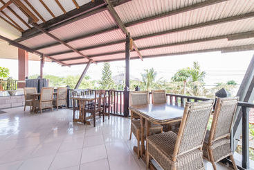 هتل Kampoeng Nelayan Resto And Villa