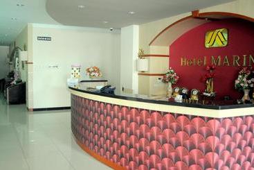 هتل Marina