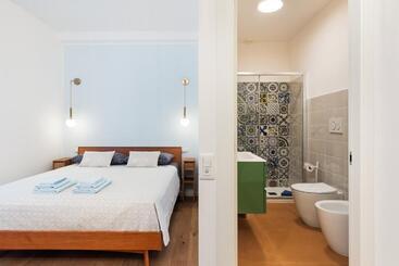 پانسیون Camera Blue Con Bagno