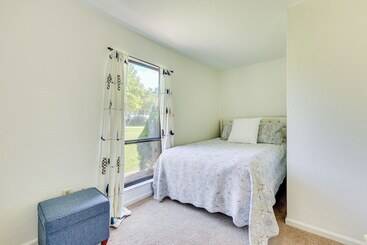 بيت ريفى Unique Melrose Home W/ Private Dock & Lake Access!