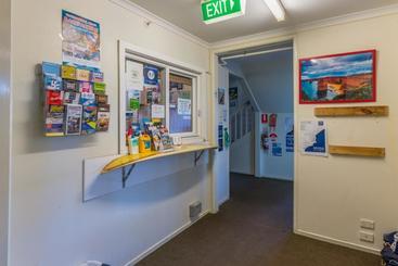 هاستل Bells Beach Backpackers