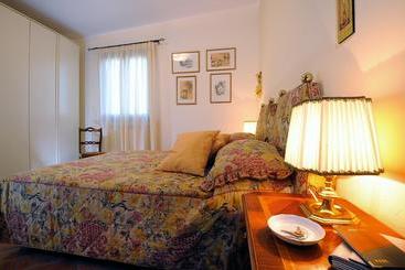 Agriturismo   B&b L Acquacotta