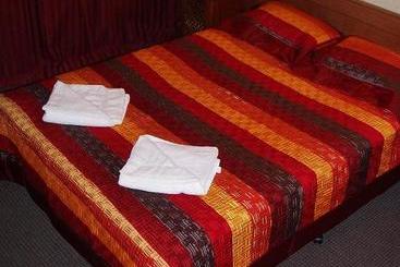 Mayfield Motel