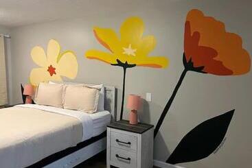모텔 Wildflower Room At The Trailblazer Unit 15