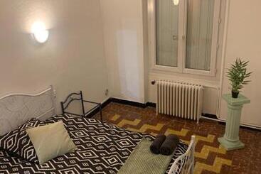 펜션 Chambre Privée Dans Maison D Hotes 10 Minutes à Pied Gare & Centre