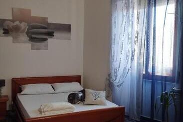 펜션 La Maddalena B&b Da Marco