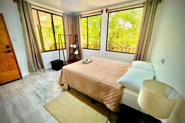 پانسیون Mayara Hostal